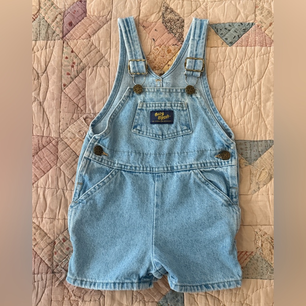 Vintage OshKosh B’gosh 12M Denim Short Overalls | Light Wash